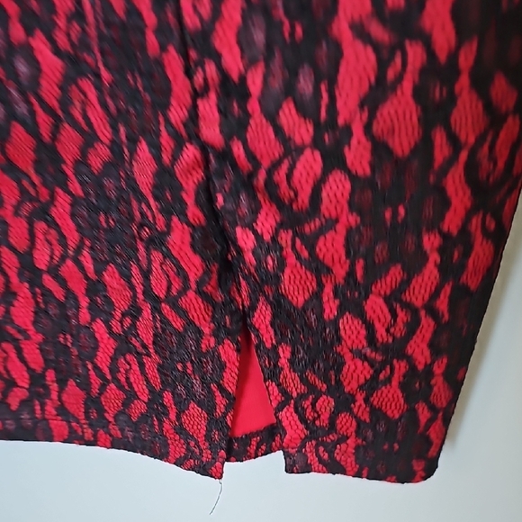 Torrid X Rebel Wilson Red Peplum with Black Lace Sleeveless Rockabilly Dress 20 - Picture 7 of 12